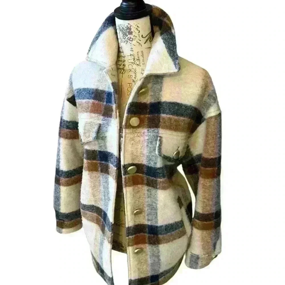 ZARA Plaid Shacket with Gold Buttons - SOLD OUT EVERYWHERE - Picture 6 of 10